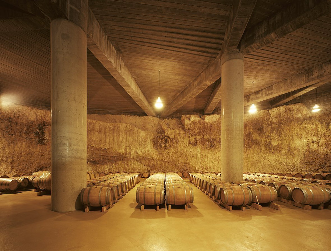 Wijnkelder van Can Rafols dels Caus in Penedès, Catalonië